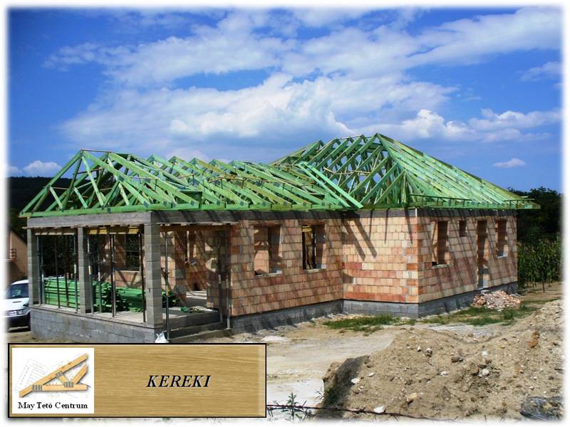 <b>Szeglemezes tet�szerkezet - Kereki - lak�h�z</b>